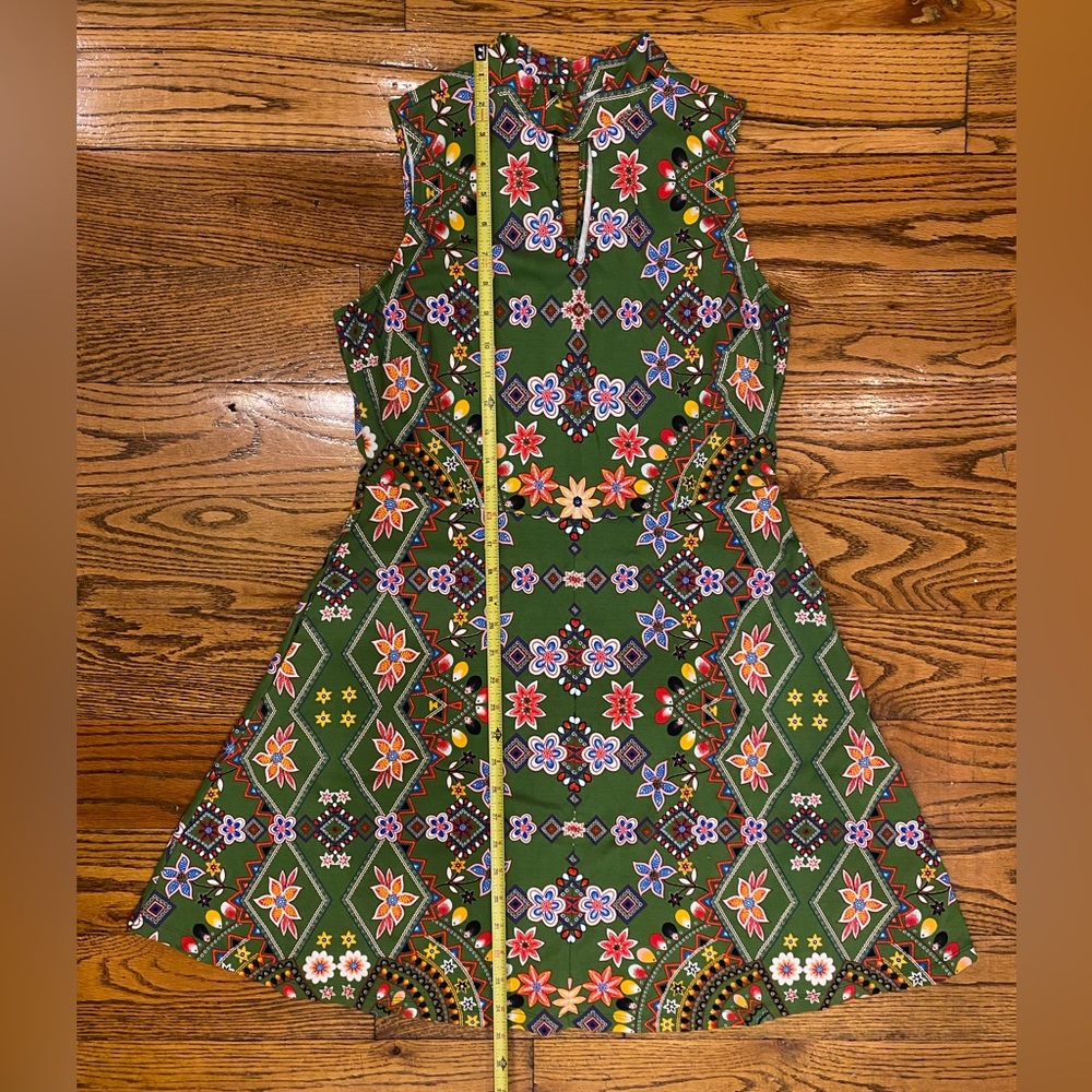 New York & Co. Green Fit & Flare Floral Dress - Size Large - Picture 7 of 8